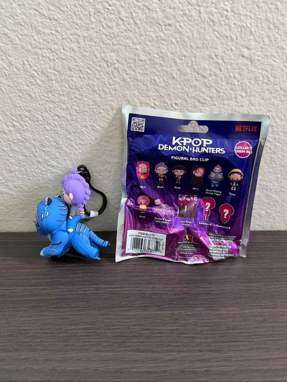 KPop Demon Hunters Character Figural Bag Clip Keychain - Rumi Riding Derpy
